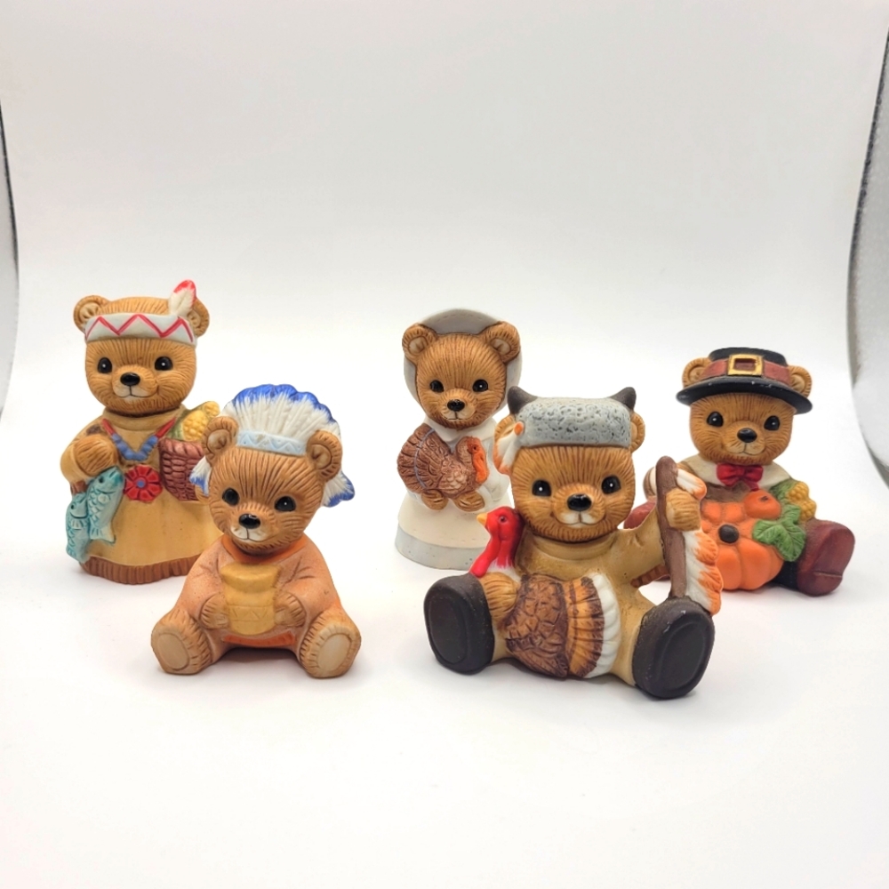 Homco Vintage Thanksgiving Bear Figurines, Set of 5